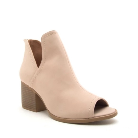 “Jade” peep toe ankle bootie - Picture 2 of 5